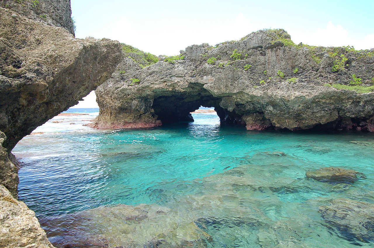 Coastal arch, Niue