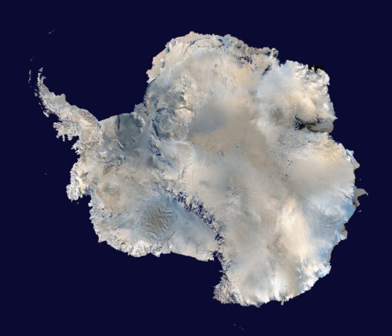 Antarctique - satellite